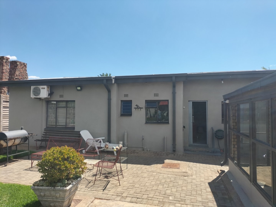 5 Bedroom Property for Sale in Kestellhof Northern Cape